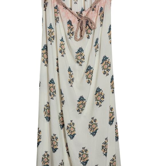 Floral Crochet Bohemian Maxi Dress Halter Top Open Back A Line White Blue Small - Picture 10 of 13